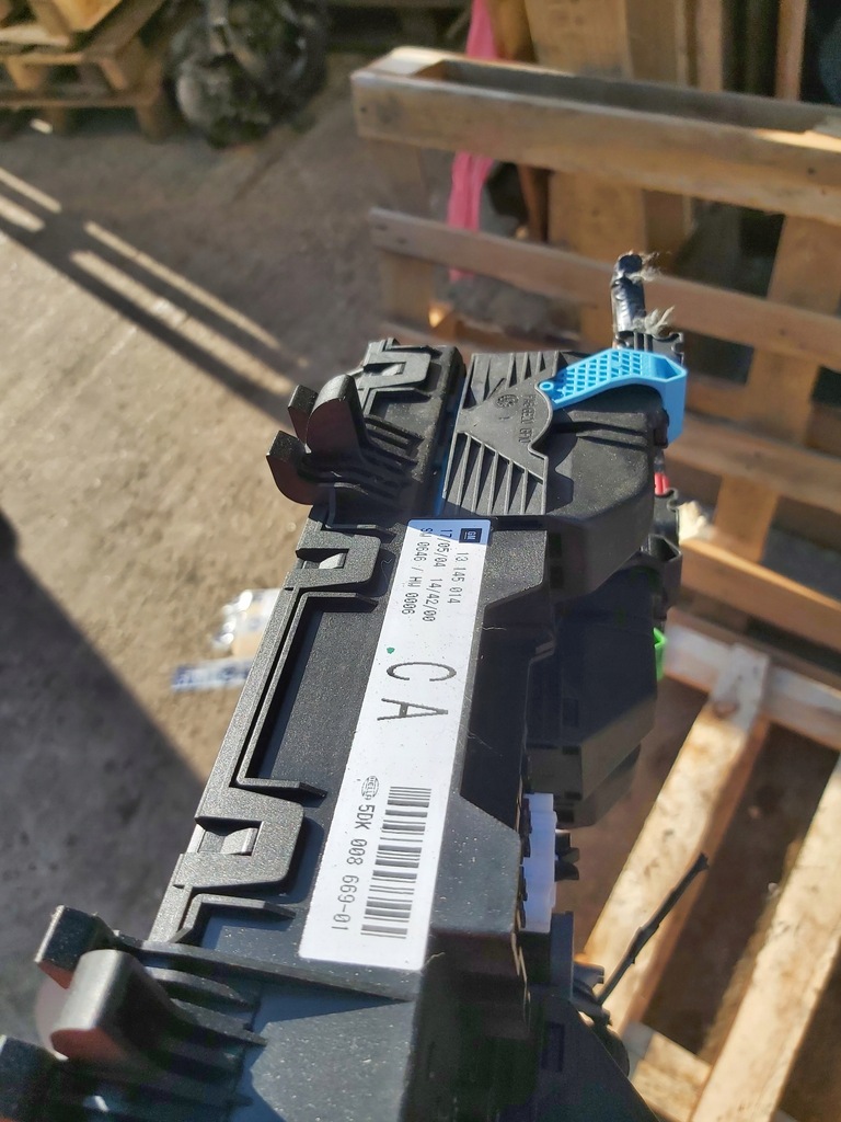 фото №6, Коробка предохранителей opel 13 145 014