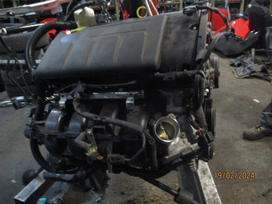 фото №1, Opel corsa e двигатель 1,4b b14xer kompletny
