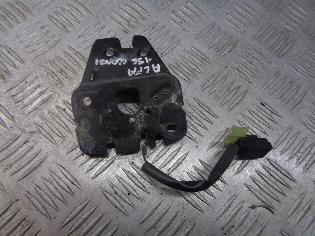 фото №1, Замок крышки багажника alfa romeo 156