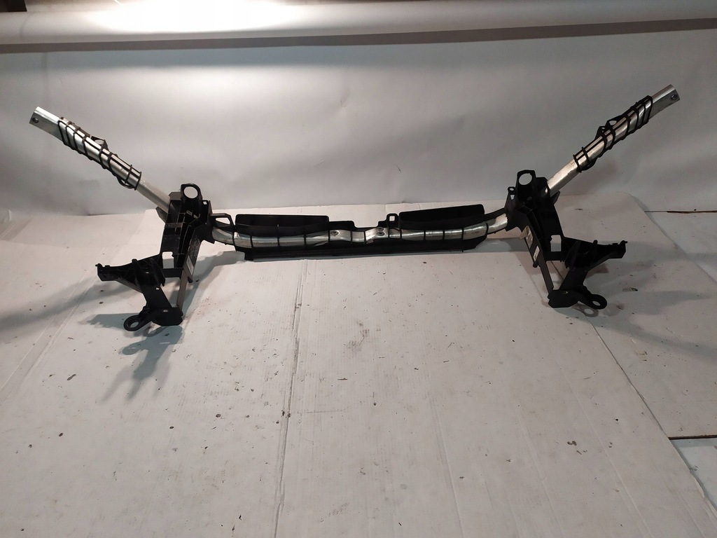 фото №8, Pas передній підсилювач mercedes w246 w176