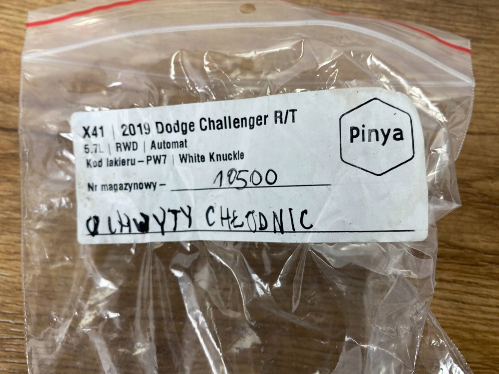 Кронштейн держатель радиатора dodge challenger charger 2015+ Киев