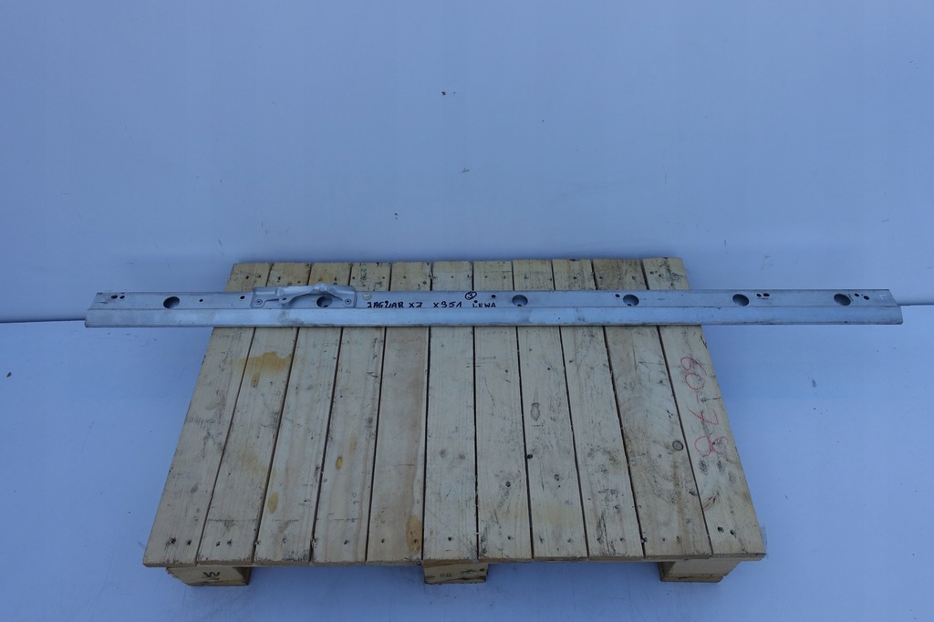 фото №1, Jaguar xj x351 кронштейн накладки порога ліва