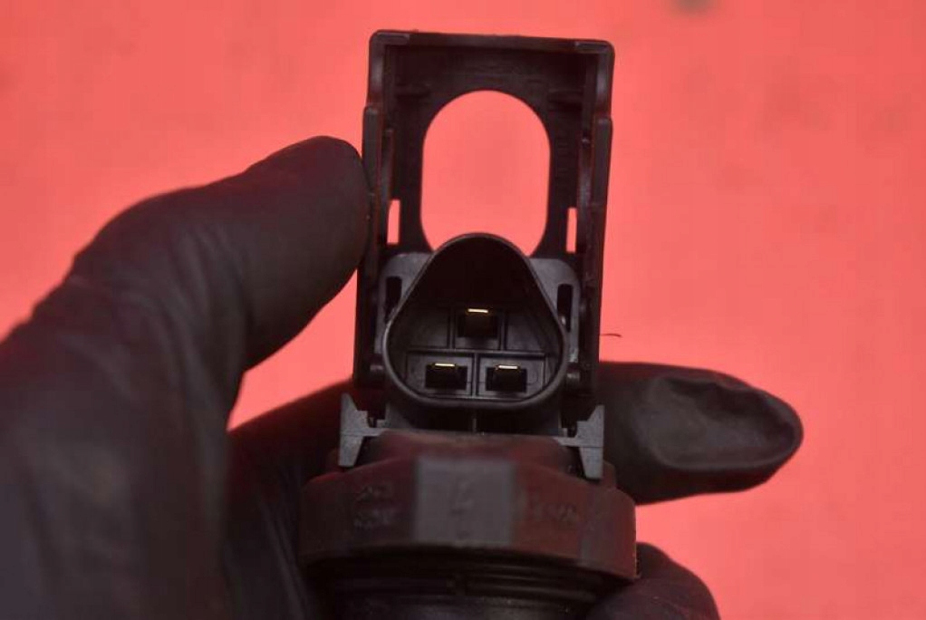 фото №7, Котушка запалювання v759493780-04 citroen c3 picasso 1.4 vti 95 km 12-16