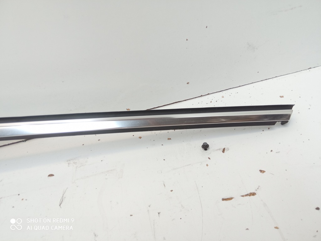 фото №4, Opel insignia b kombi молдинг хром правый задняя