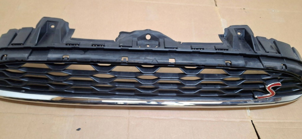 Решётка радиатора решётка  радиатора mini cooper s r53 r56 r57 7335528 Доставка