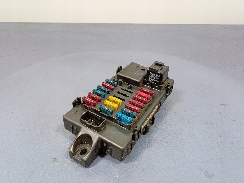 фото №2, Daihatsu cuore v l700 коробка модуль bsi