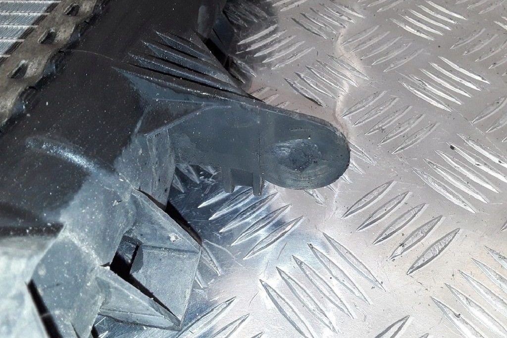 фото №7, Радіатор wody renault espace iv jk0/1_ 8200292771b 2.0l дизель 110kw