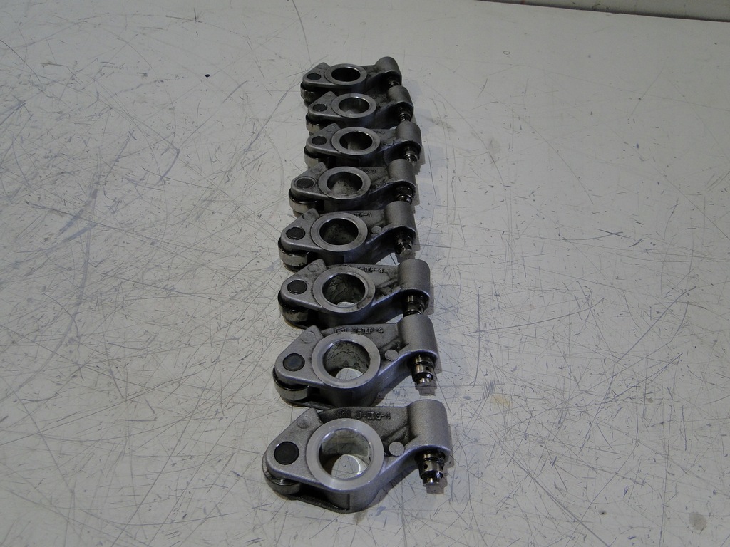 фото №1, Kia carnival i ii 2.9 d коромисло клапанна клапана