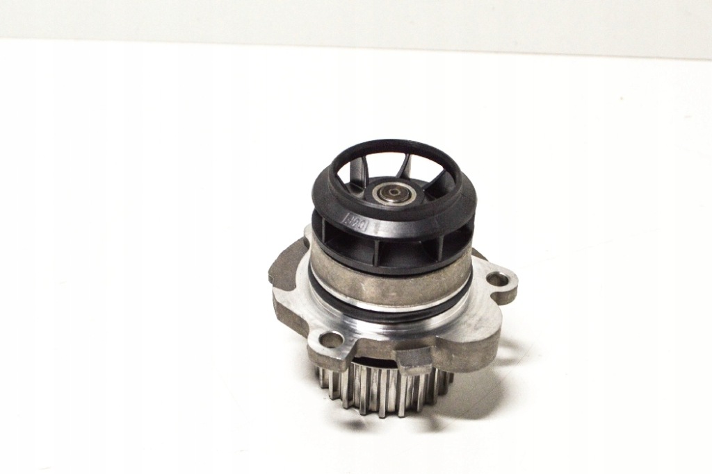 фото №3, Audi tt 8j насос wody 06f121011 2.0 tfsi nowa оригинальная