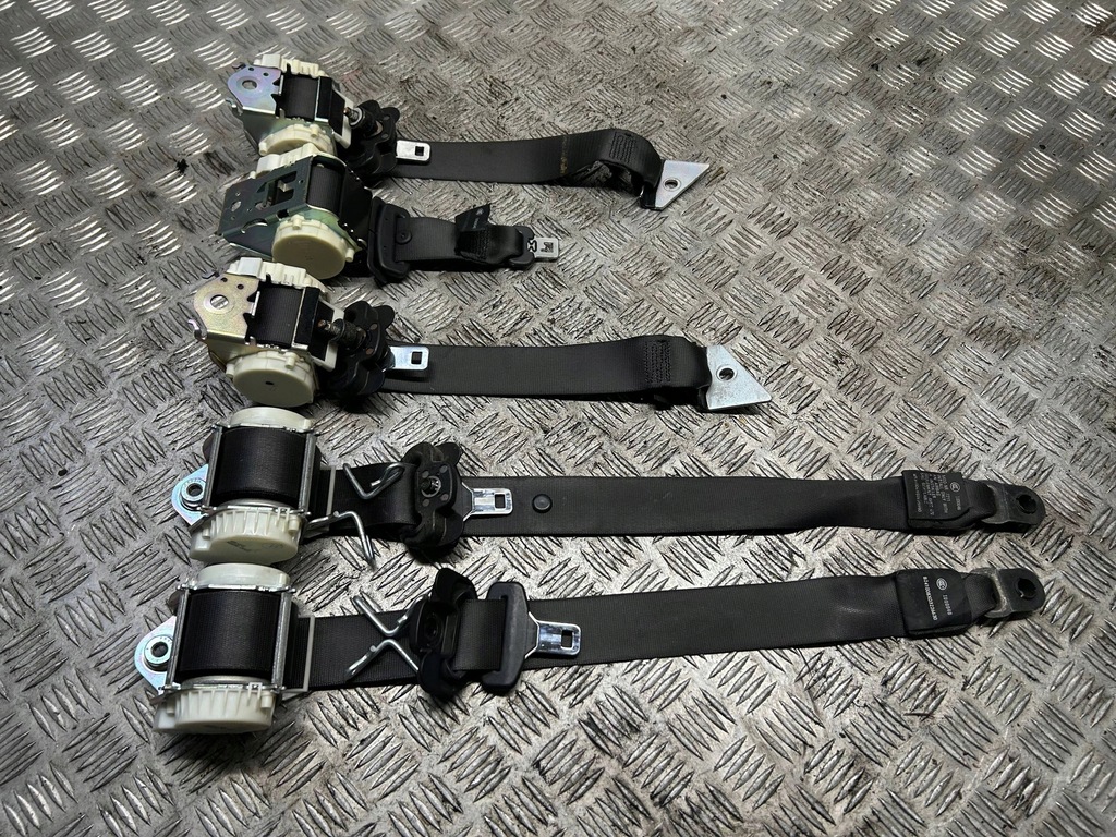 фото №1, Pas безопасности перед задняя комплект jaguar xf x250 sedan