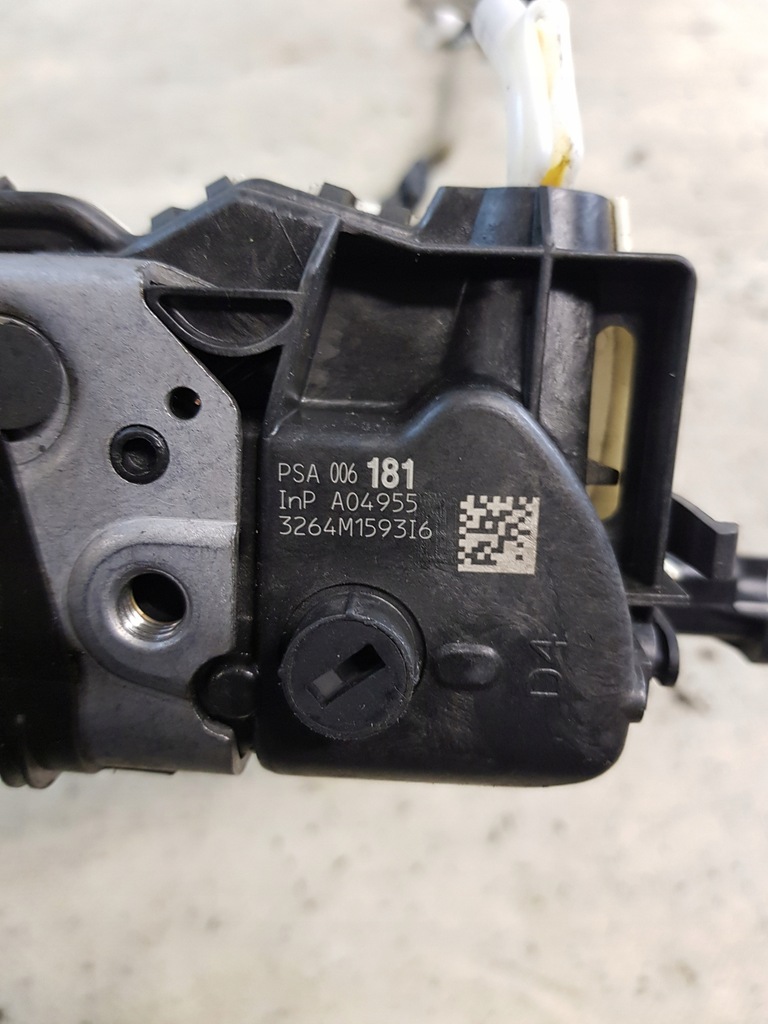 фото №10, Замок дверь правый перед citroen c5 iii x7 kombi + ручка внутренняя europa