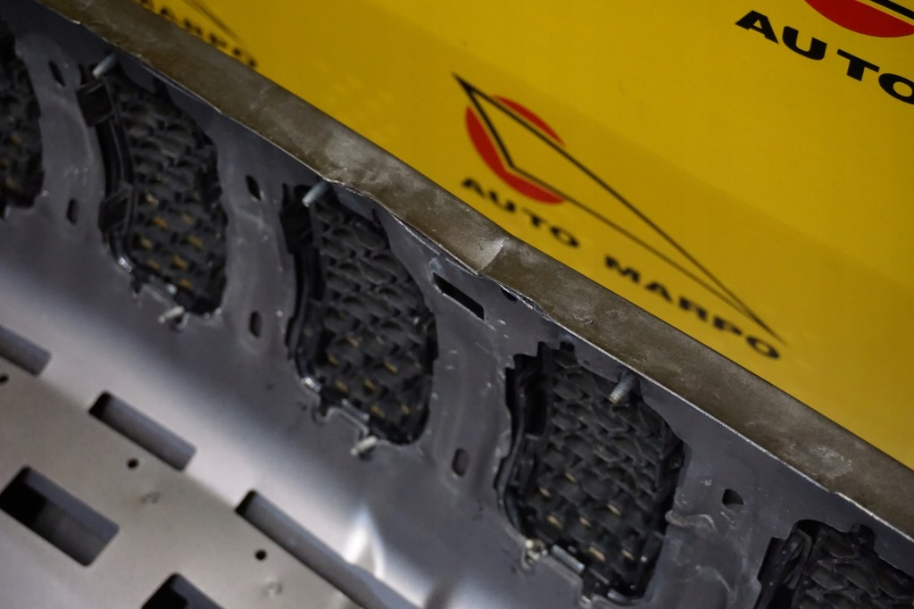 Jeep cherokee 2019 - 2023 капот перед крышка двигателя америка в Украине