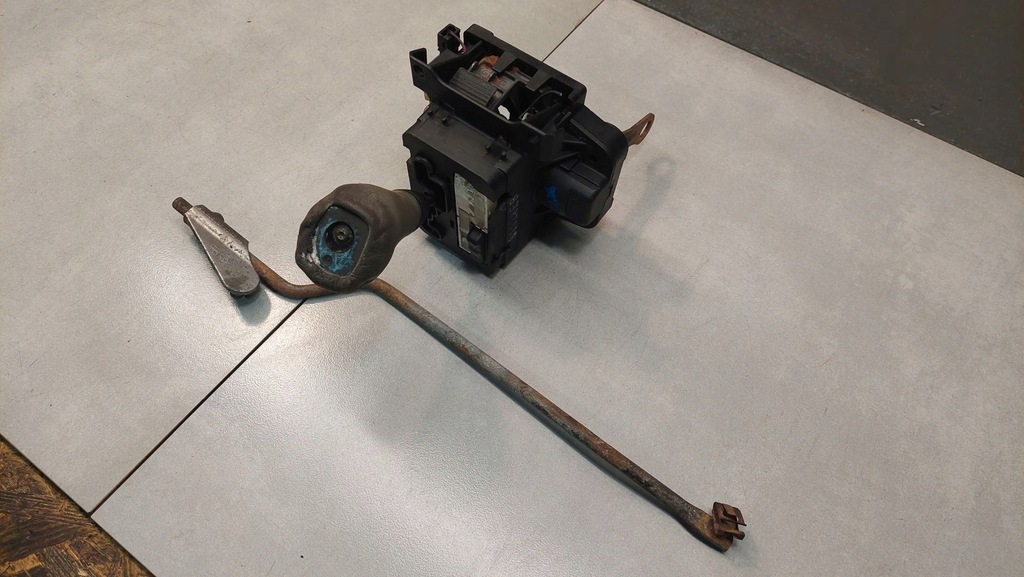 фото №12, Выборщик передач автоматическая коробка передач mercedes clk c208