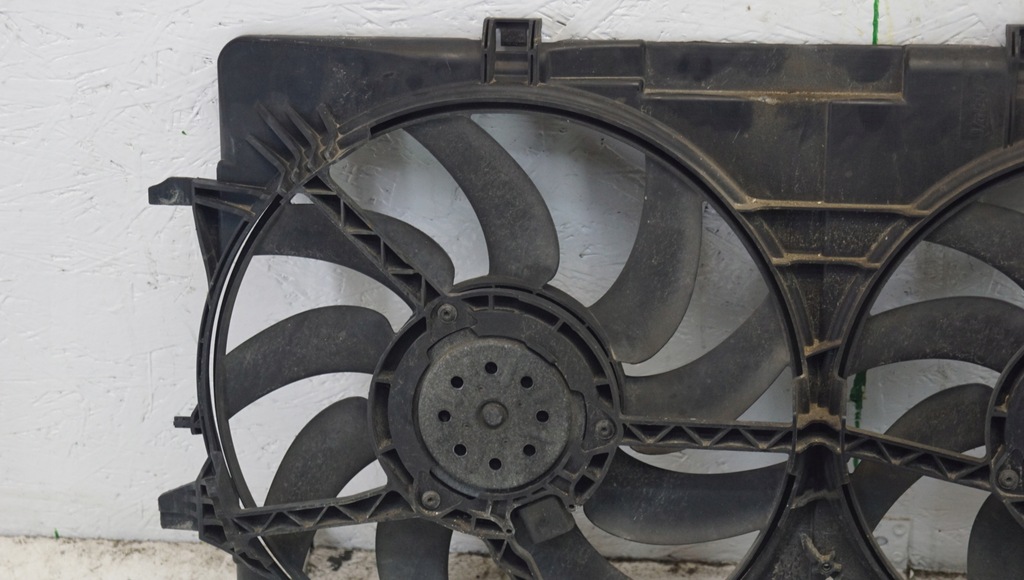 фото №4, Audi a4 b8 8k0 вентилятори радіатор 2.0 tdi