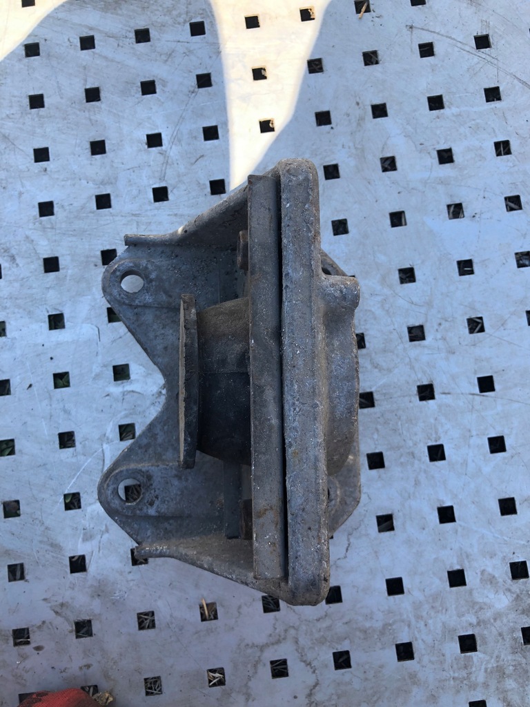 фото №1, Кронштейн кронштейн коробки renault master ii 308760