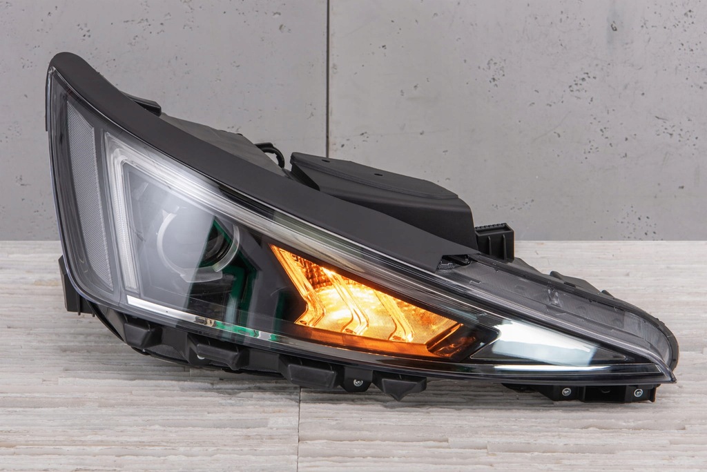 фото №7, Hyundai elantra vi ad 2018-2020 лампа передняя правая led 92102f2600