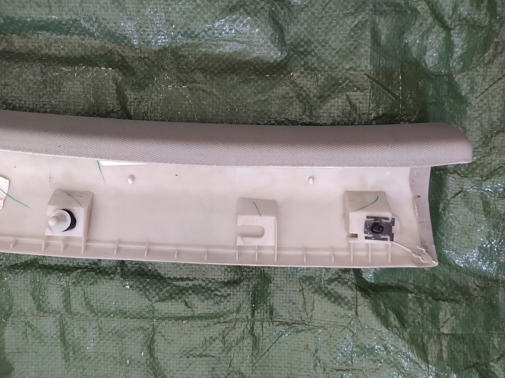 фото №7, 1k5868490 обшивка защита стойка правая vw golf v 5