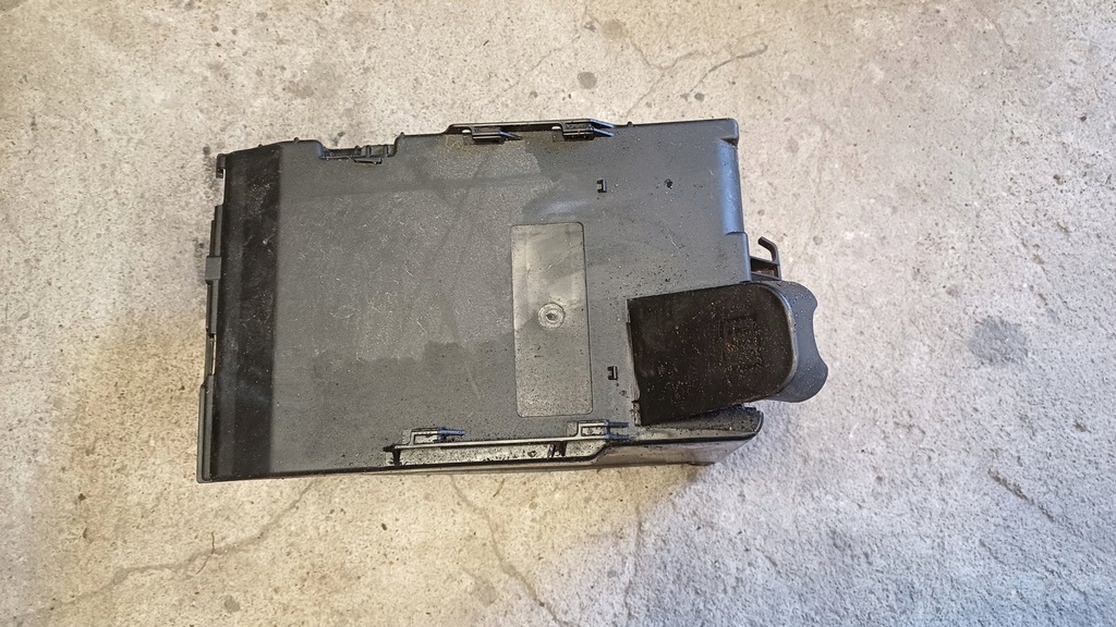 фото №1, Citroen c4 cactus захист кришка акумулятор 9823055280