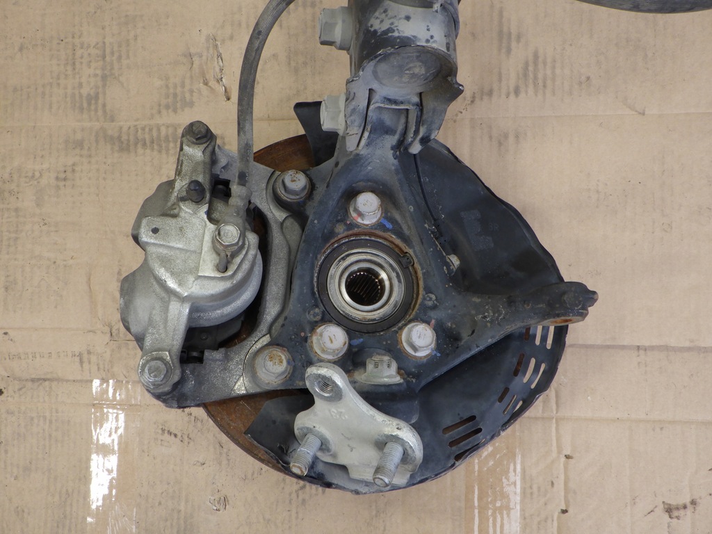 фото №6, Амортизационная стойка поворотный кулак правая toyota c-hr chr