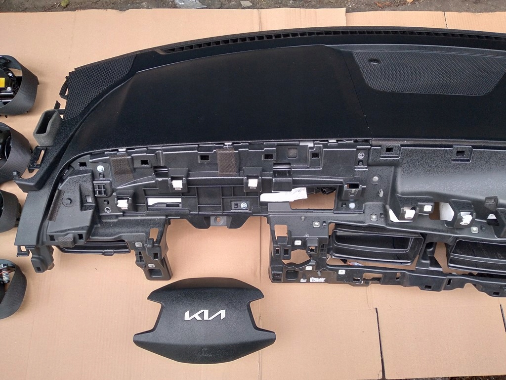 Kia ev6 ev-6 панель приладів панель  ремені подушки безпеки air bag комплект оригінал в Україні