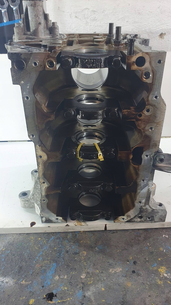 фото №13, Volkswagen golf v 5 touran 1.6 fsi bag 03c103019g блок двигателя номинальный