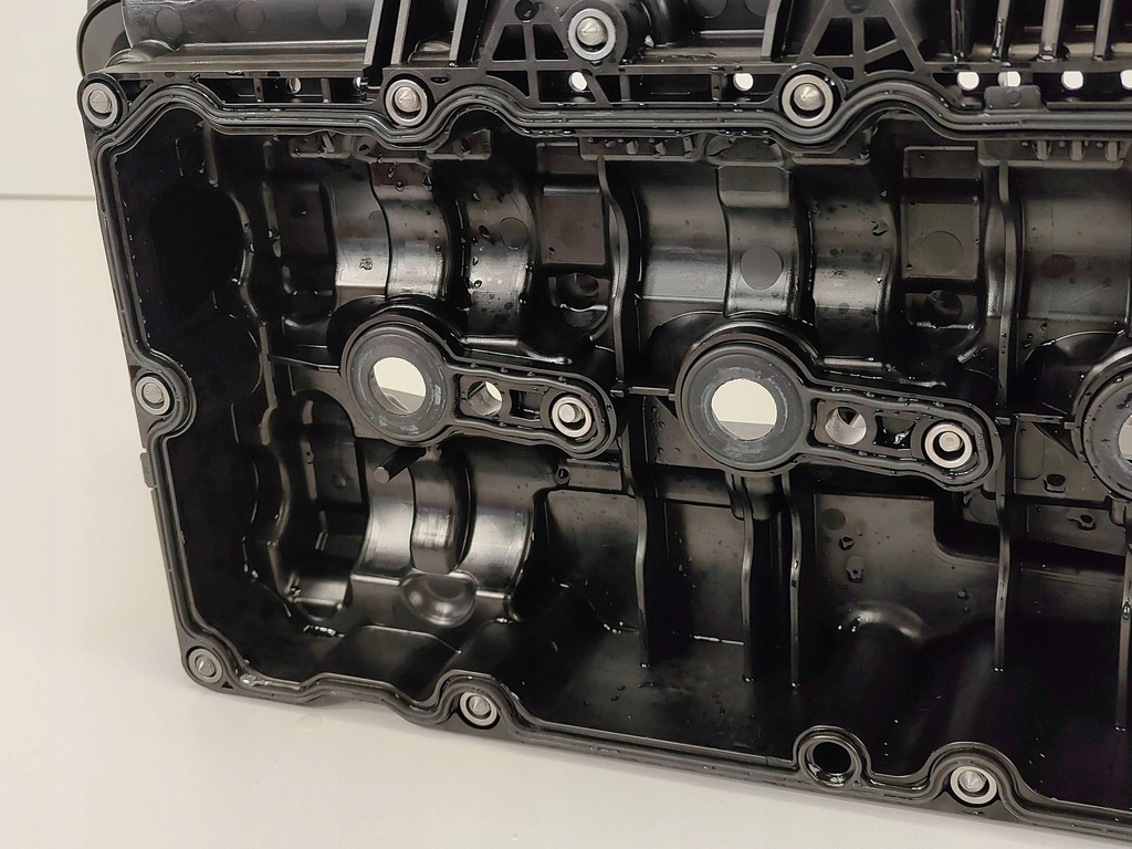 фото №11, Bmw g60 x3 g45 520d 523d 520dx b47p b47d20b крышка клапанов головки 8490023