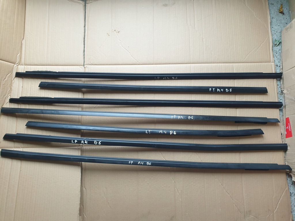 фото №1, Молдинг ущільнювач audi a4 b6 2001-2005