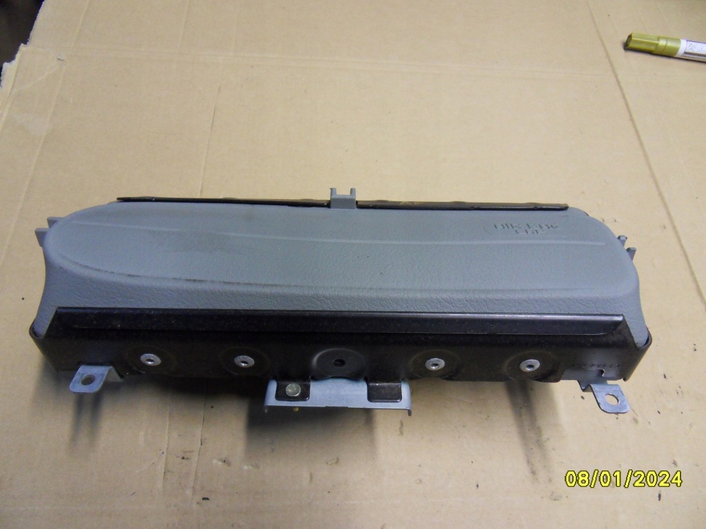 Подушка подушка безопасности пассажира renault scenic 1 рестайлинг  8200201495 Доставка