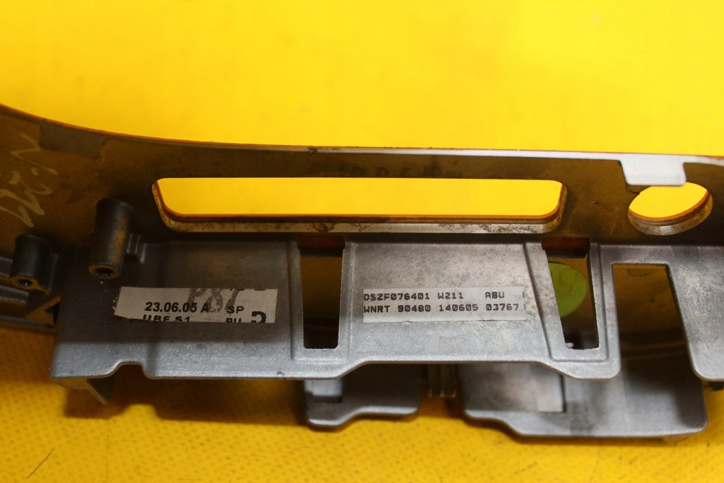 фото №9, Рамка корпус домкрата mercedes w211 a2116802336