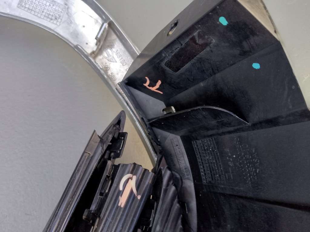 Mini f55 f56 2014- рамка ґрати бампера хром 7300589 = Ціна