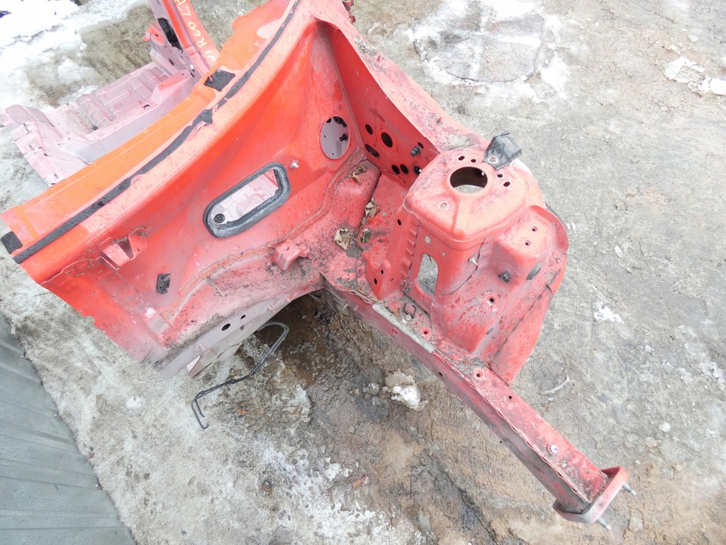 фото №4, Mini r60 countryman one чверть лівий перед b16 лонжерон чашка