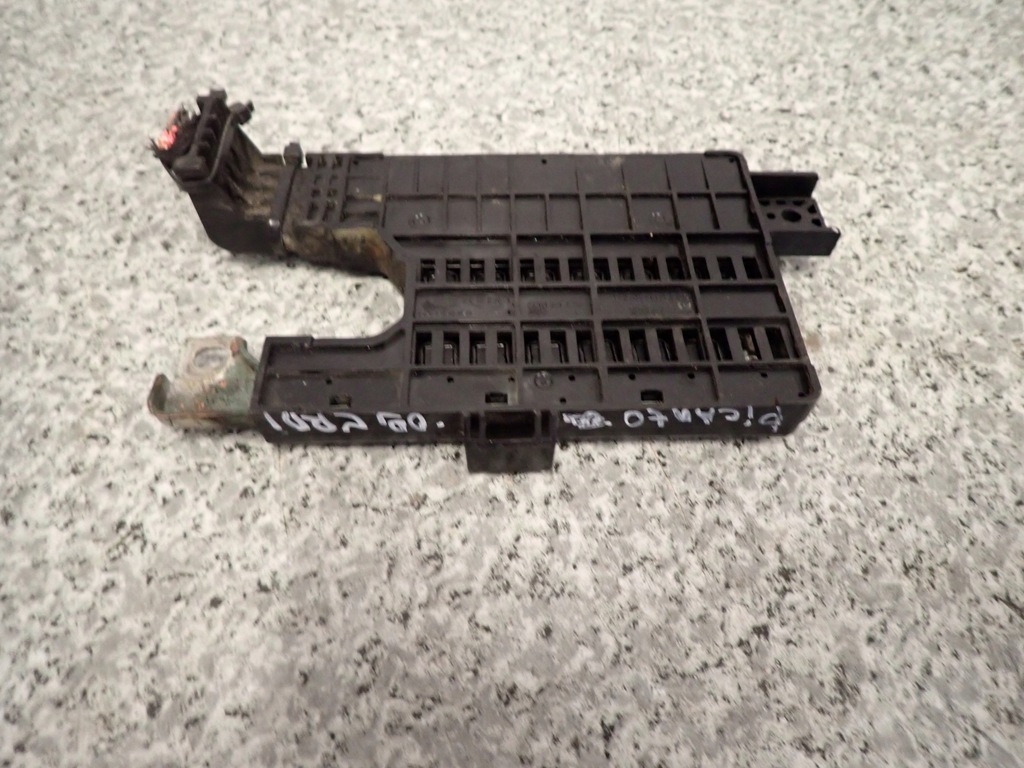 фото №6, Kia picanto crdi 04-11 клема плюсова запобіжники пластина