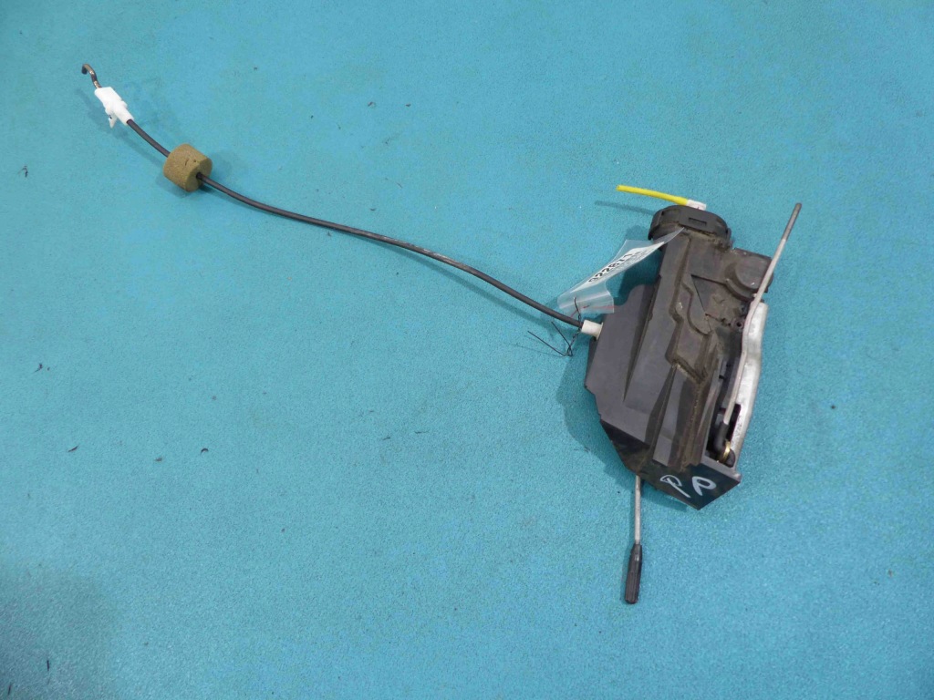 Купити Замок перед правий mercedes w168 європа 97-01