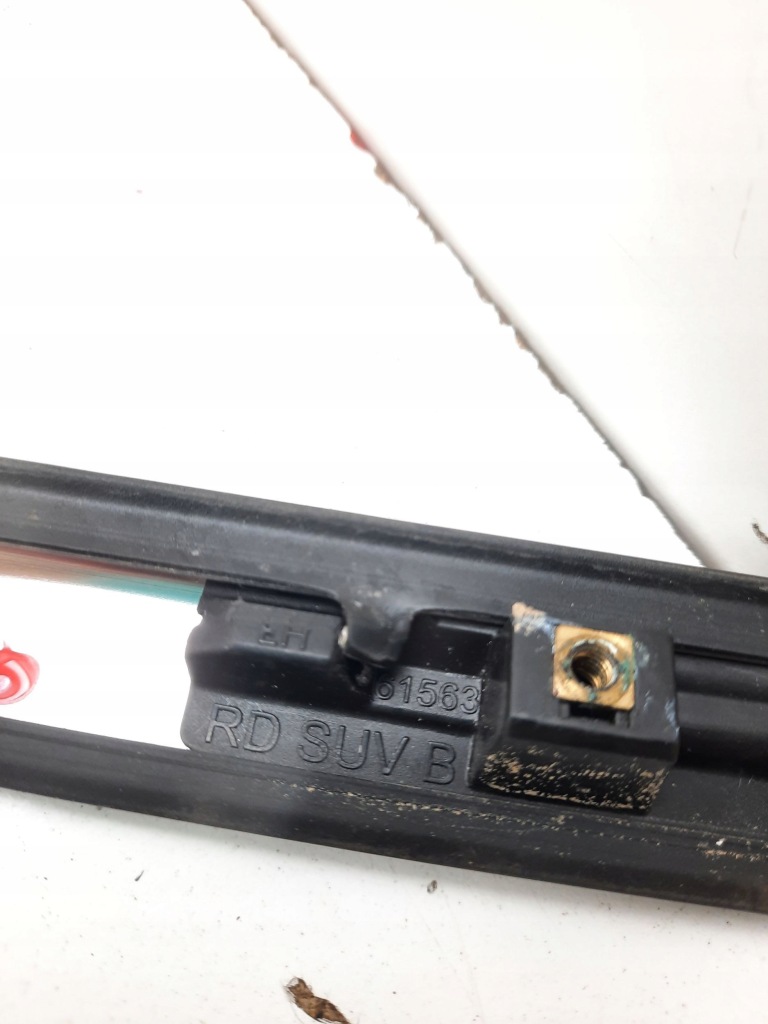 2018 cadillac escalade iv молдинг стекло задний 61563 Киев