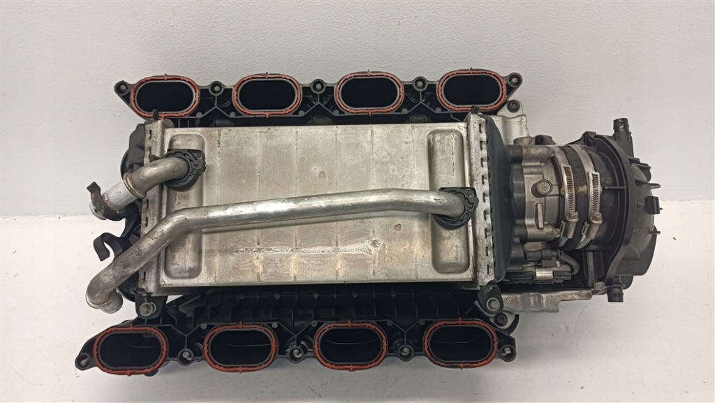 Купить Коллектор впускной  интеркулер mercedes x218 w218 w212 cls 500 4.7 v8 278.922