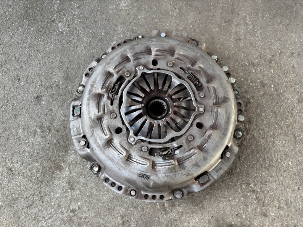 Купить Сцепление диск прижим d4d механическая коробка передач 2.4 toyota hilux viii