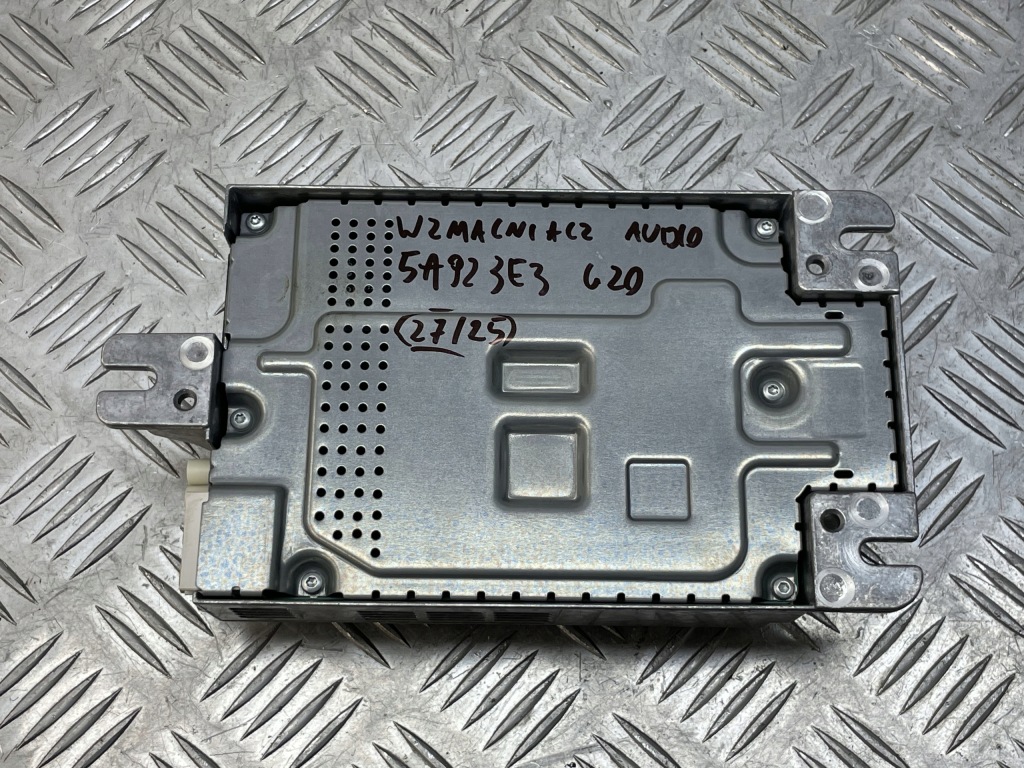 фото №8, Bmw оригінальний номер 5a923e3 3' g20 модуль блок керування підсилювач аудіо harman