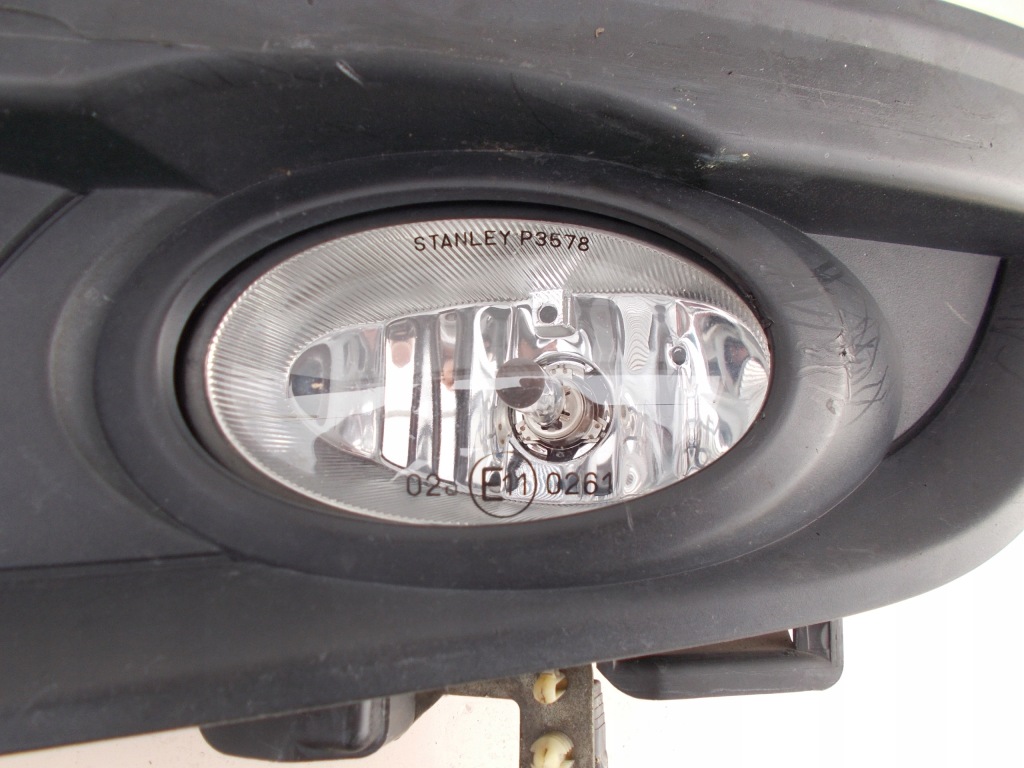 фото №3, Протитуманні фари протитуманна фара решітка права ліва mazda 3