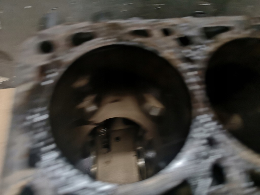 фото №10, Блок двигателя audi a4 b7 2.0 tfsi bgb голый