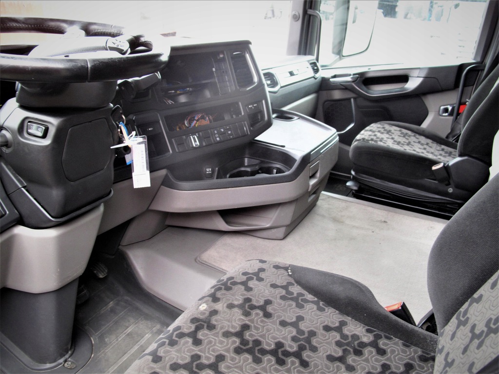 фото №4, Kompletny середина scania r s