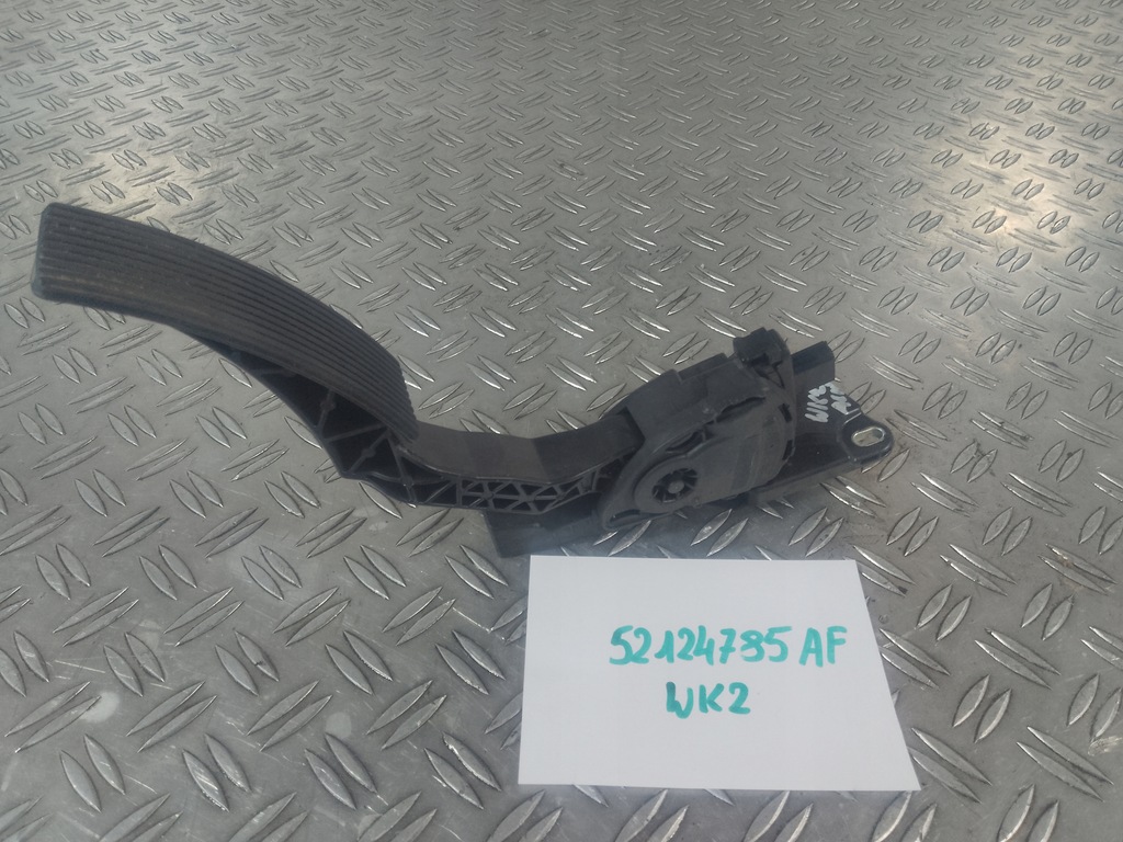 фото №1, Grand cherokee wk2 10- педаль газа потенциометр