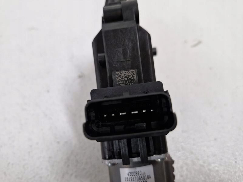 фото №7, Hyundai ioniq моторчик стекло правый перед передний 82460-g2020 6 pin europa