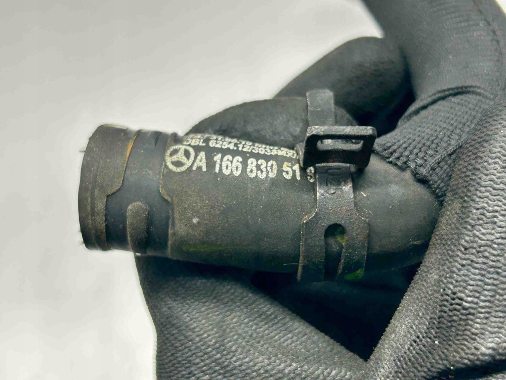 Mercedes-benz gl x166 шланг водяной турбонагнетателя a1668305196 2014 suv Доставка