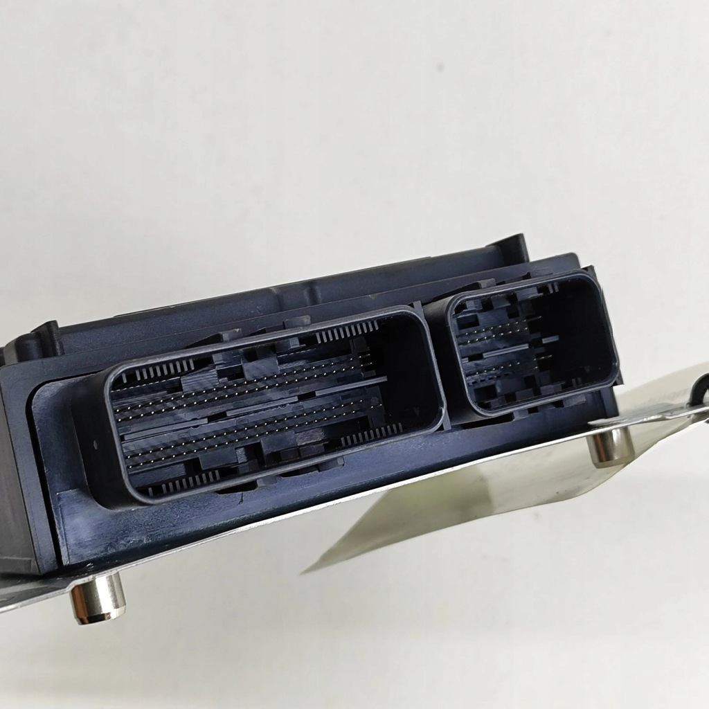 фото №6, Polestar 2 2022 блок управления / модуль подушка безопасности