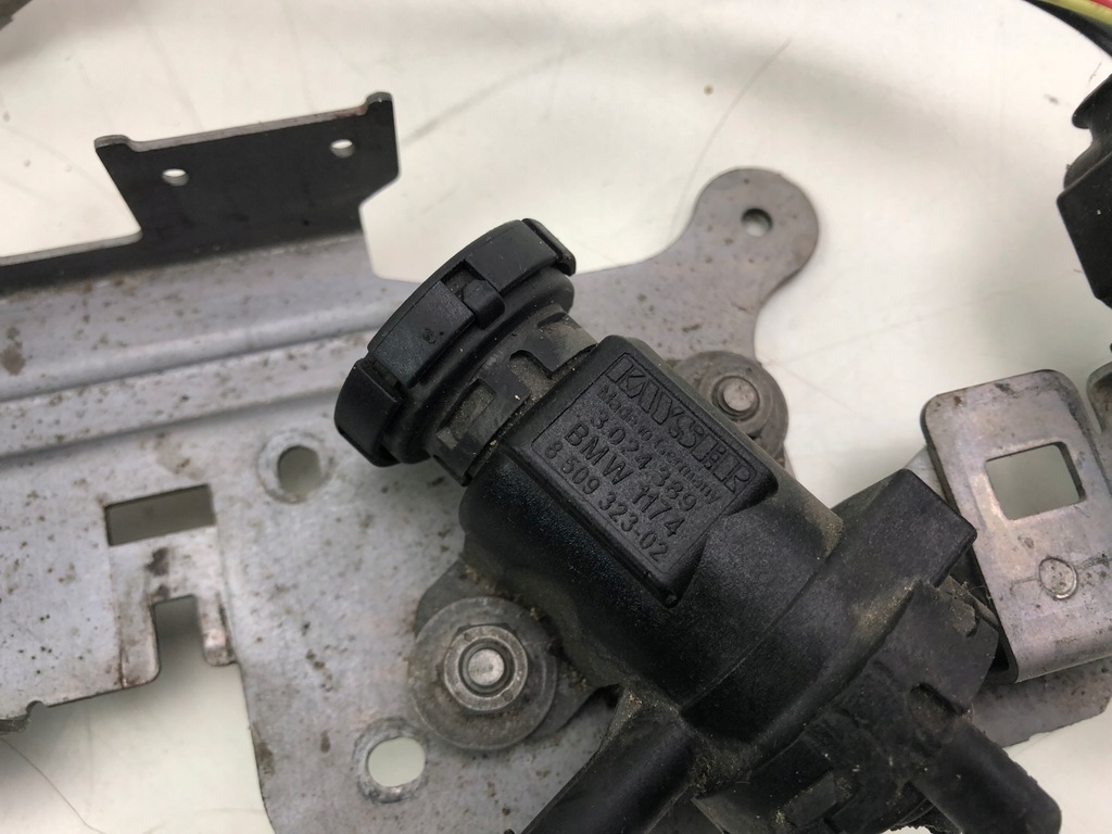 фото №5, Toyota auris ii 1.6 d4d клапан вакуумa 8509323-02