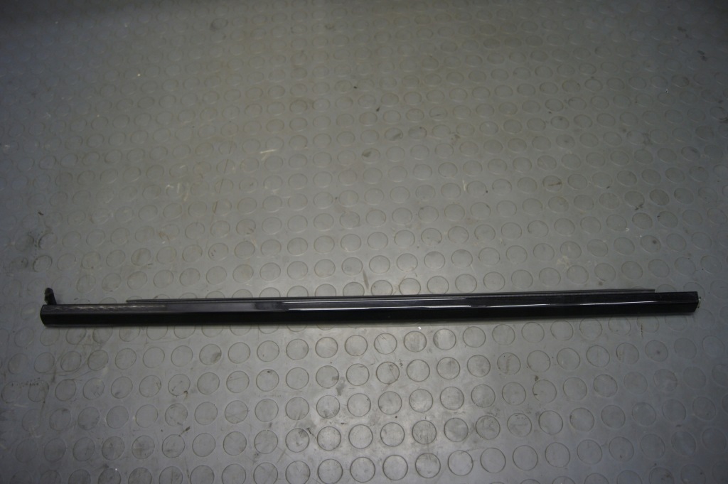 Bmw 7 g11 молдинг двері m-pakiet ліва передня комплект Ціна