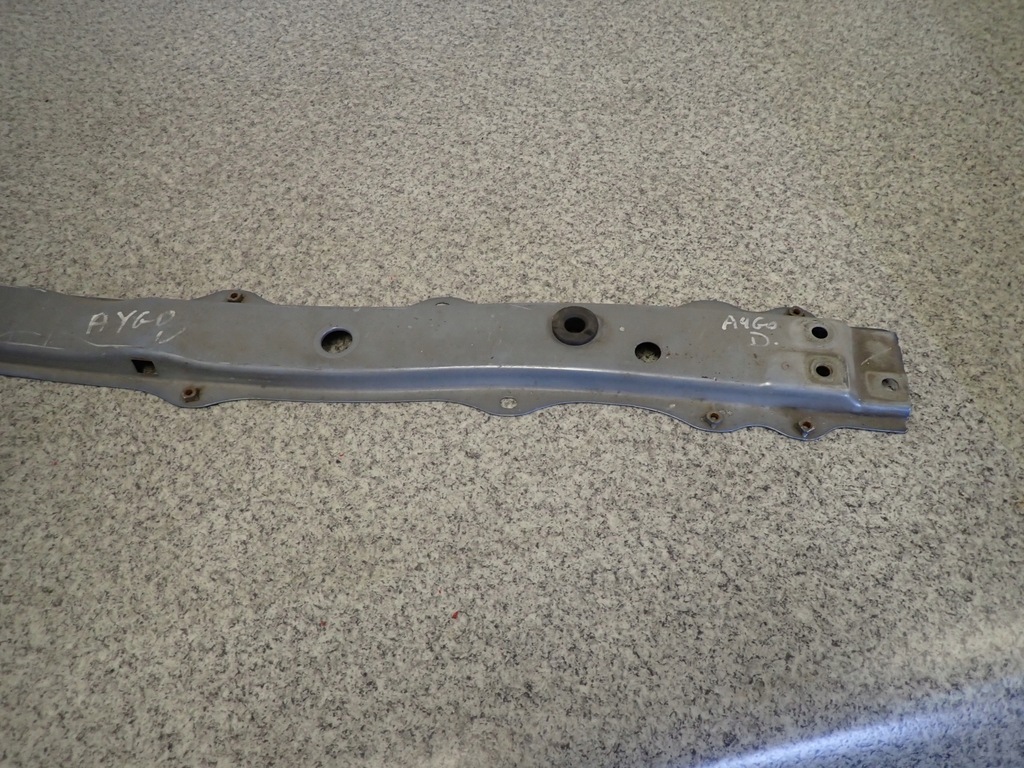 фото №8, Toyota aygo 05-12 балка нижняя поперечина передний