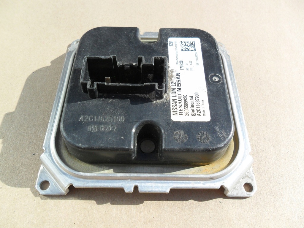 фото №11, Nissan leaf ii 2 2020 перетворювач модуль led лампи