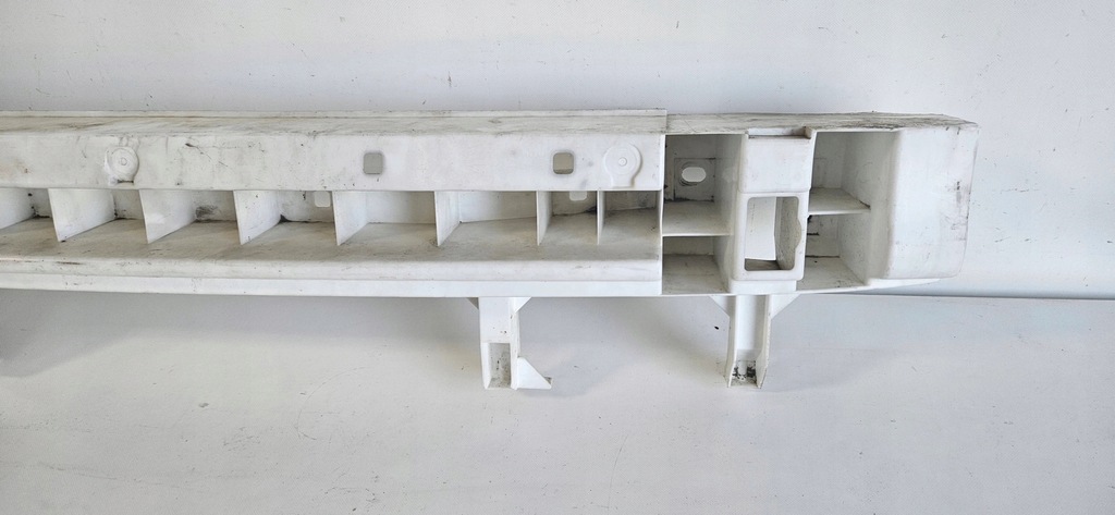 фото №4, Балка бампера задняя renault clio v 850902064r