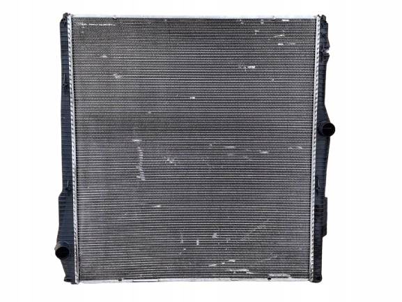 фото №1, Scania r радиатор жидкость wody оригинал 1855518